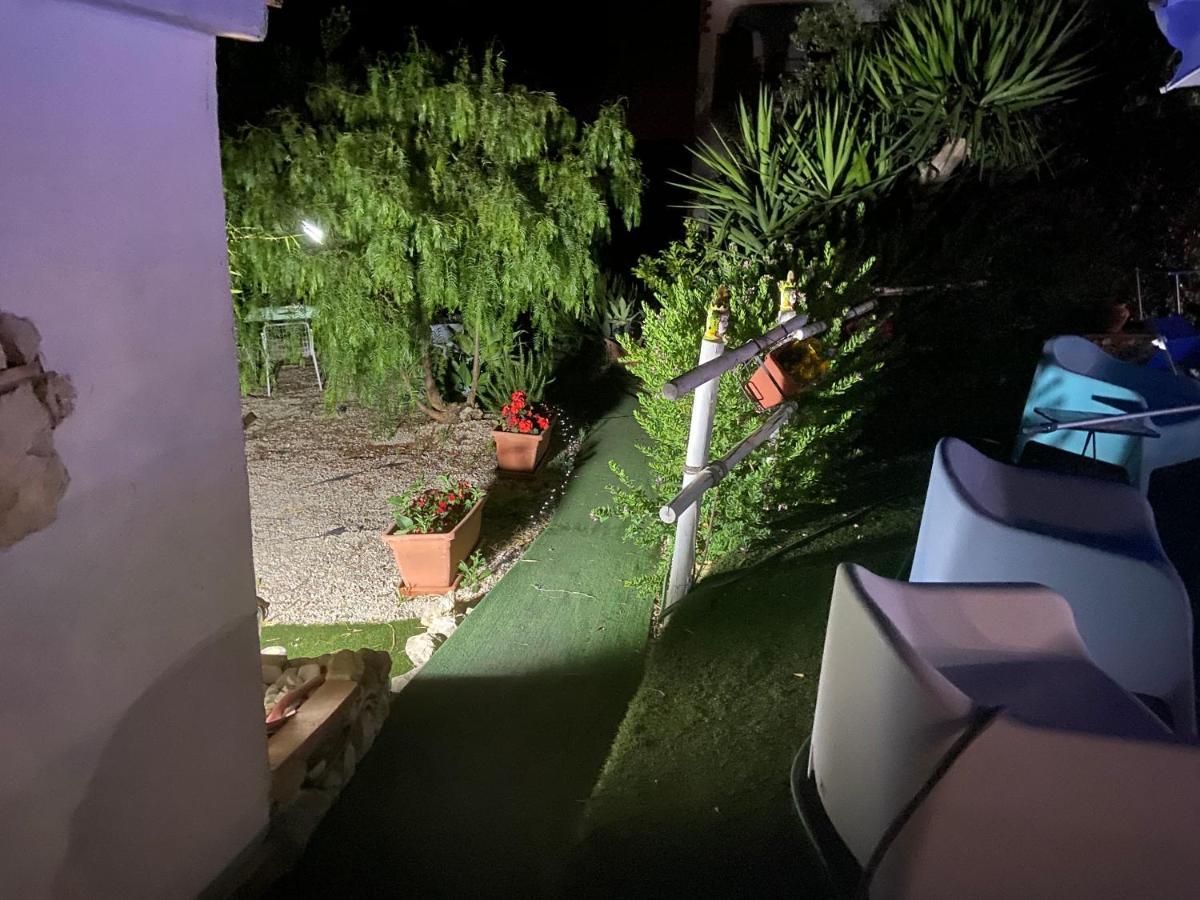 Ioppolo GiancaxioLa Casa Di Gioggioアパートメント エクステリア 写真